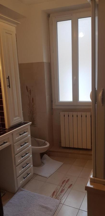 Bed And Breakfast Chez L'Habitant Marseille Bagian luar foto