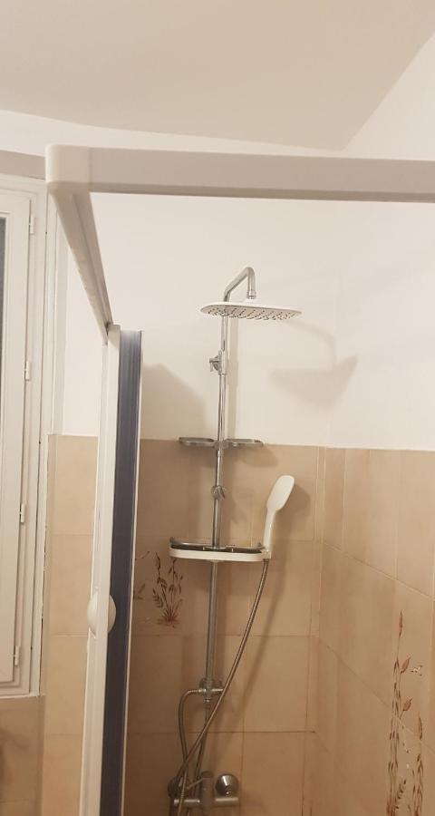 Bed And Breakfast Chez L'Habitant Marseille Bagian luar foto