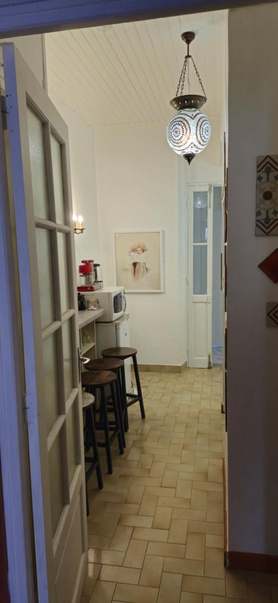 Bed And Breakfast Chez L'Habitant Marseille Ruang foto
